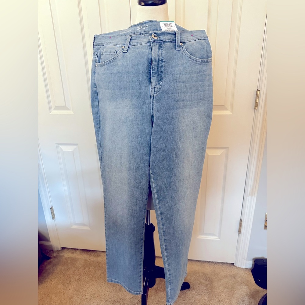 NWT Style & Co. Straight Table High Rise Straight Wild Hearts Jeans Short